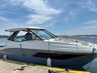 Slide: The Image of Sea Ray 320 SUNDANCER OUTBOARD 2024 - 4