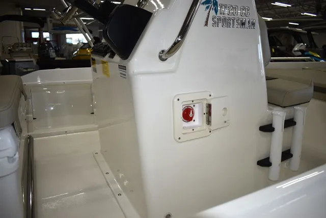 Slide: The Image of Key West Boats 1720 CC 2026 - 16