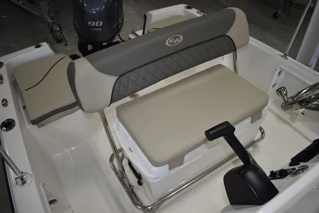 Slide: The Image of Key West Boats 1720 CC 2026 - 20