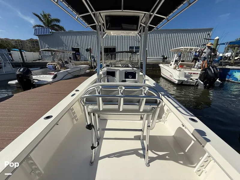 Slide: The Image of Maycraft 208 CC 2023 - 15329052