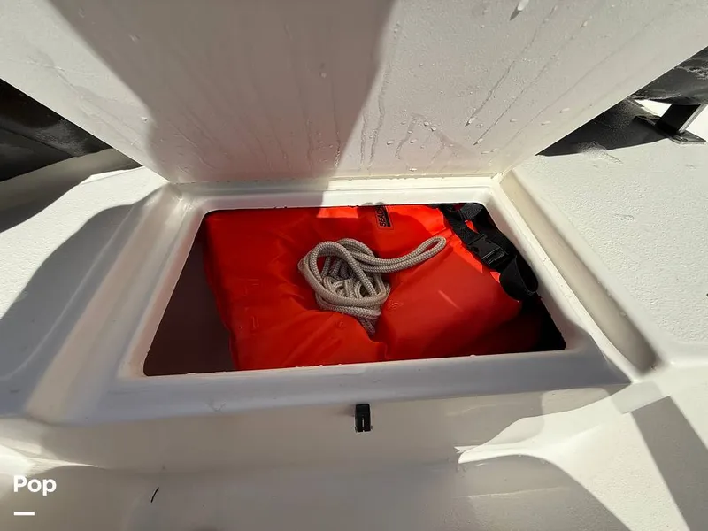 Slide: The Image of Maycraft 208 CC 2023 - 15329078