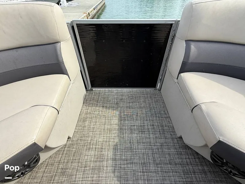 Slide: The Image of Harris Cruiser 230 2023 - 15283826