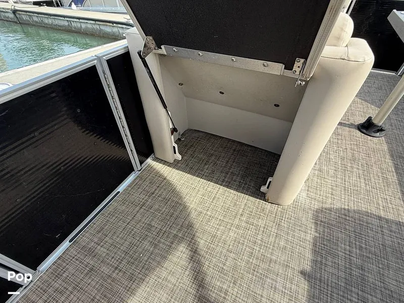 Slide: The Image of Harris Cruiser 230 2023 - 15283833