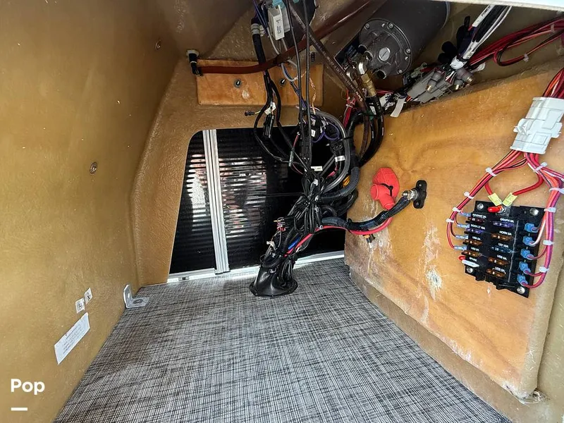 Slide: The Image of Harris Cruiser 230 2023 - 15283835