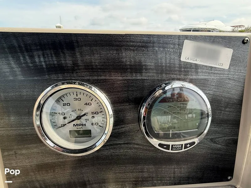 Slide: The Image of Harris Cruiser 230 2023 - 15283844