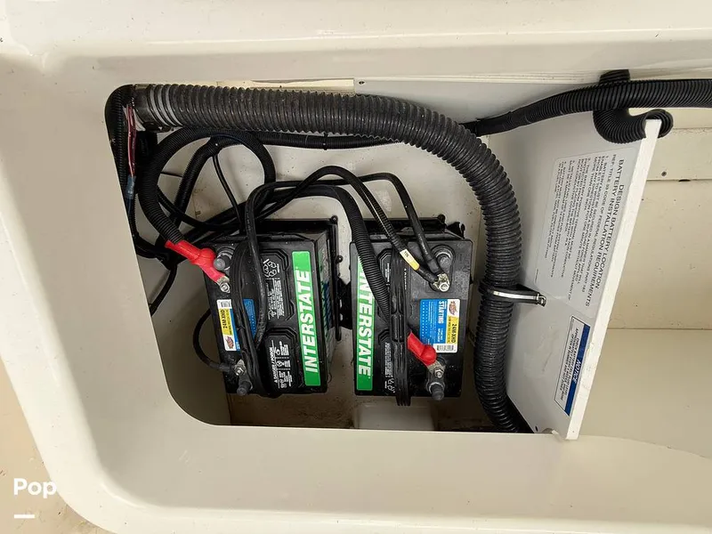 Slide: The Image of Bayliner DX2200 2024 - 15283961