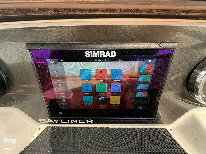 Slide: The Image of Bayliner DX2200 2024 - 15283974