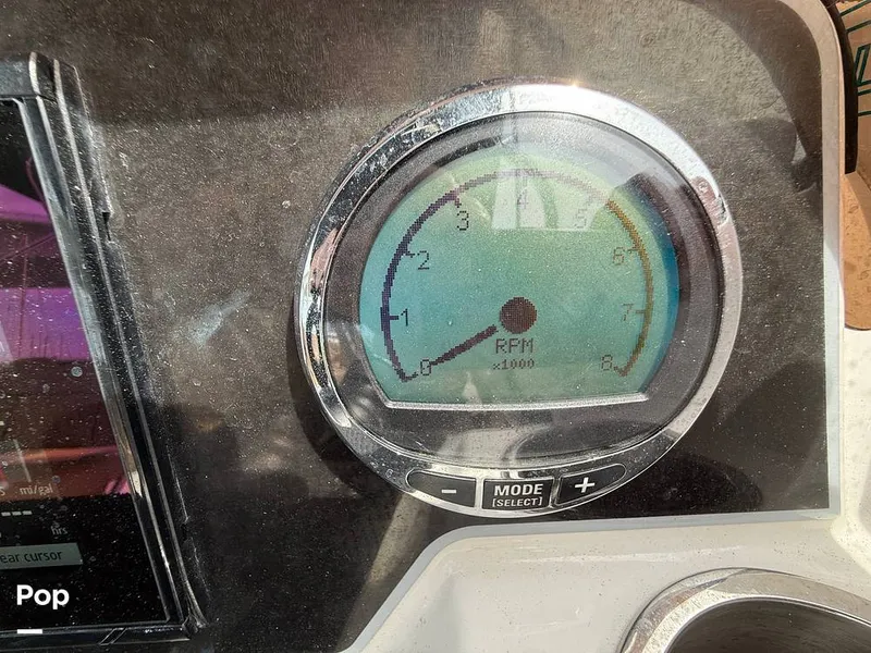 Slide: The Image of Bayliner DX2200 2024 - 15283980