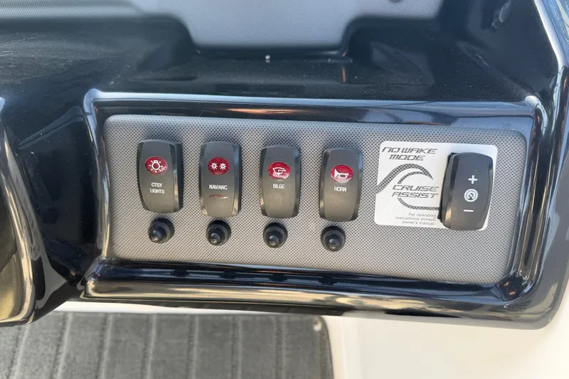 Slide: The Image of Yamaha SX190 2019 - 26