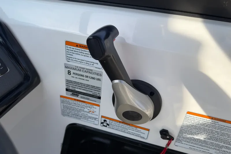 Slide: The Image of Yamaha SX190 2019 - 27