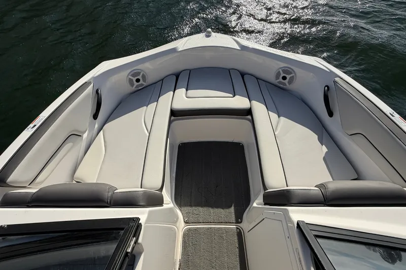 Slide: The Image of Yamaha SX190 2019 - 30