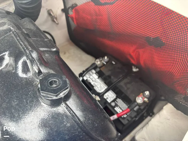 Slide: The Image of Regal 1900 ES 2021 - 15647689