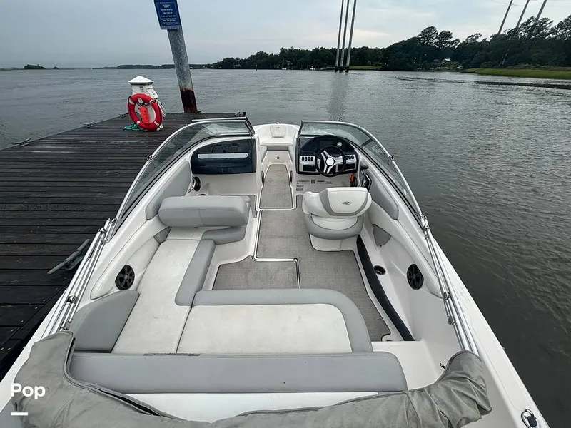 Slide: The Image of Regal 1900 ES 2021 - 15647678