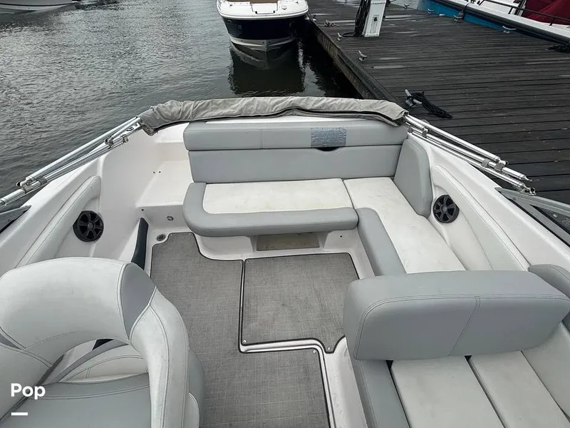 Slide: The Image of Regal 1900 ES 2021 - 15647683