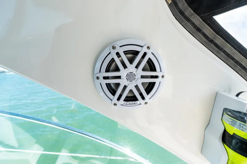 Slide: The Image of Sea Ray 50 SUNDANCER 2010 - 34