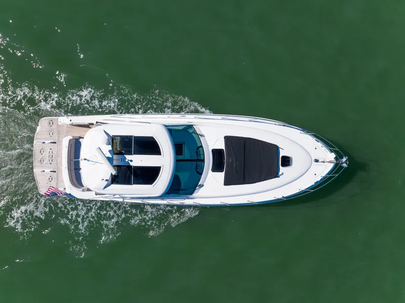 Slide: The Image of Sea Ray 50 SUNDANCER 2010 - 35