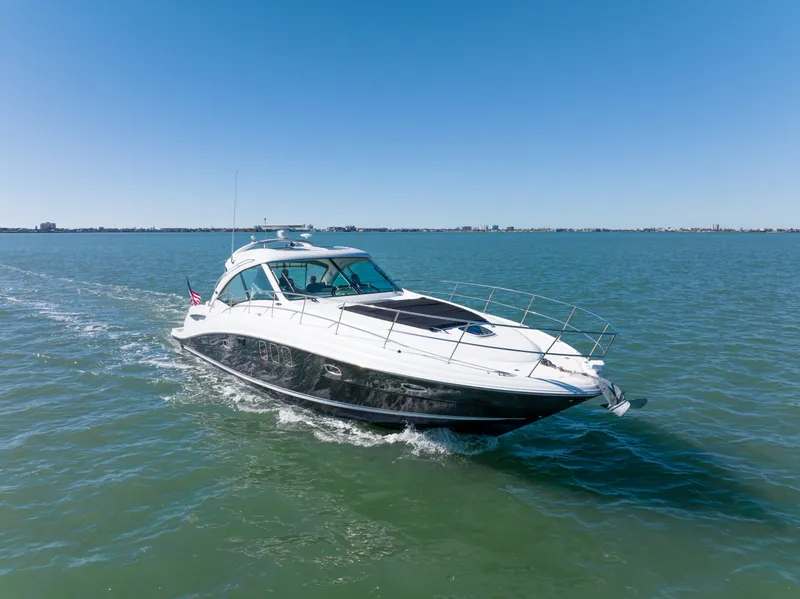 Slide: The Image of Sea Ray 50 SUNDANCER 2010 - 36