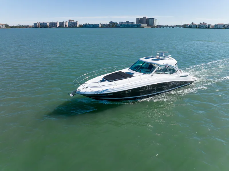 Slide: The Image of Sea Ray 50 SUNDANCER 2010 - 5