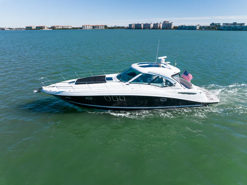Slide: The Image of Sea Ray 50 SUNDANCER 2010 - 6