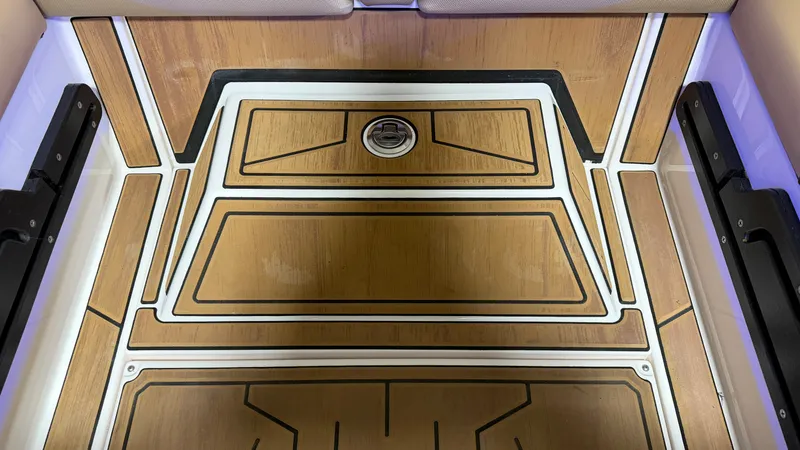 Slide: The Image of Moomba Mojo 2022 - 25