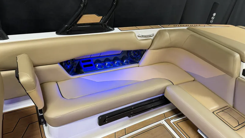 Slide: The Image of Moomba Mojo 2022 - 27