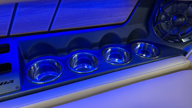 Slide: The Image of Moomba Mojo 2022 - 32