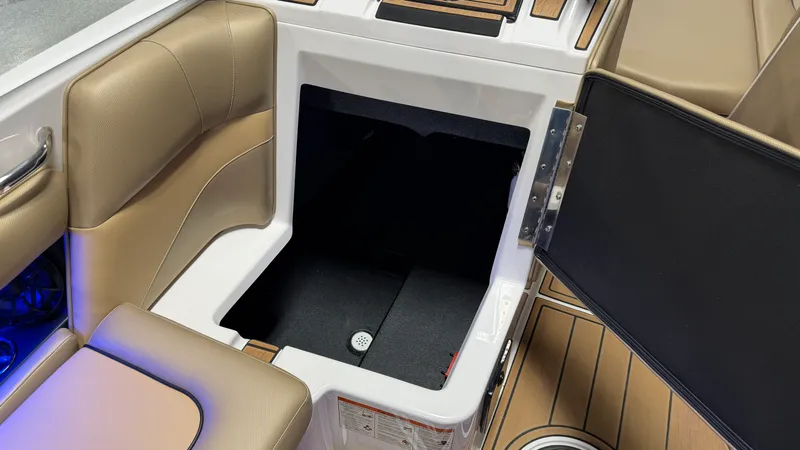 Slide: The Image of Moomba Mojo 2022 - 46