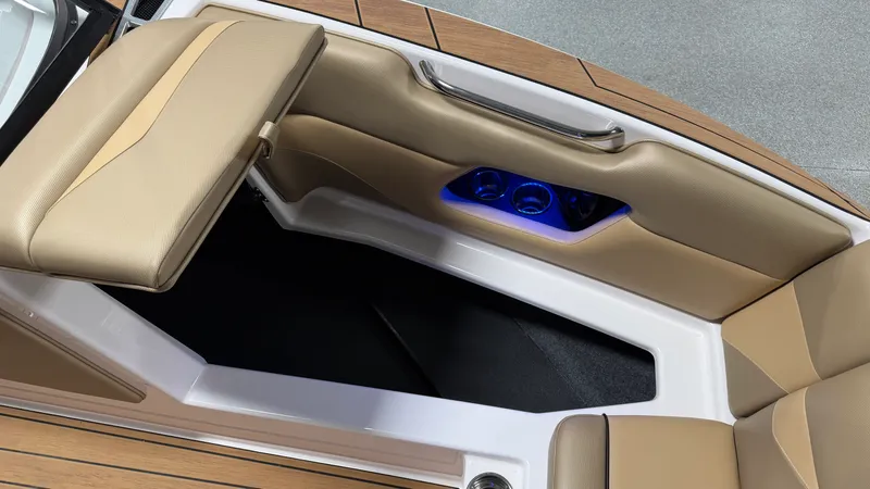 Slide: The Image of Moomba Mojo 2022 - 79