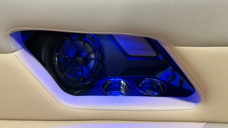 Slide: The Image of Moomba Mojo 2022 - 87