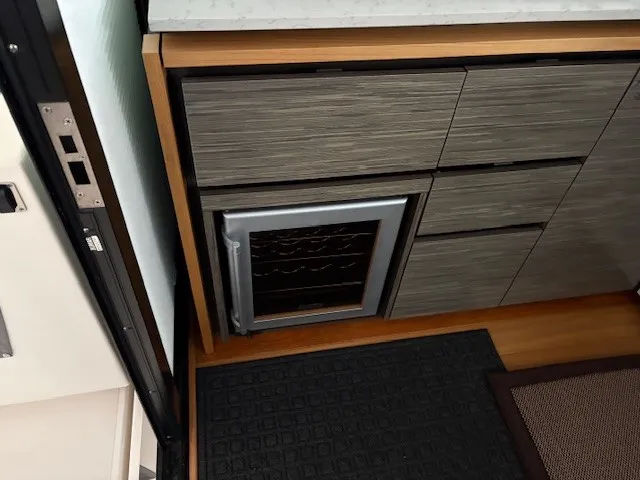 Slide: The Image of Tiara 49 COUPE 2020 - 10