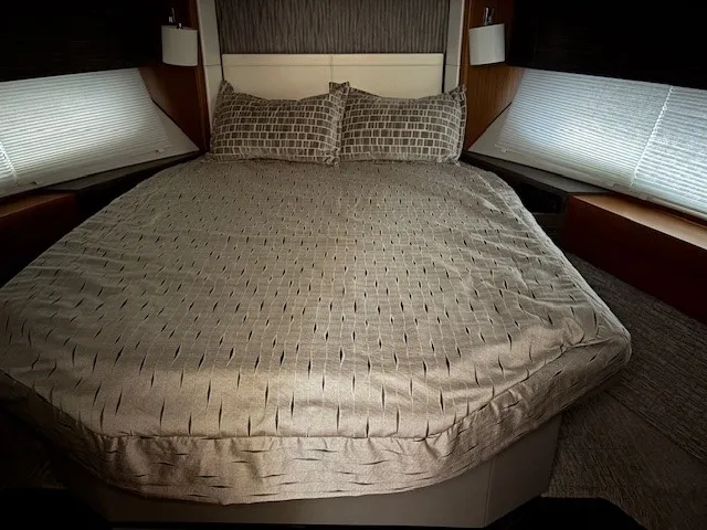 Slide: The Image of Tiara 49 COUPE 2020 - 23