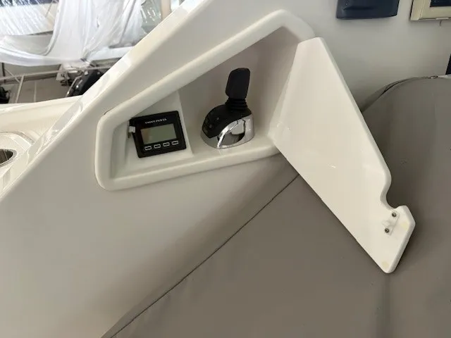 Slide: The Image of Tiara 49 COUPE 2020 - 5