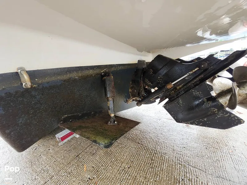 Slide: The Image of Rinker 350 EC 2008 - 16082469