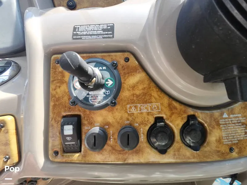 Slide: The Image of Rinker 350 EC 2008 - 15289888