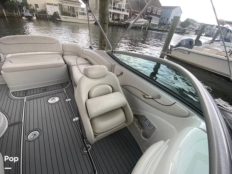 Slide: The Image of Crownline Boats 240 EX 2005 - 15698714