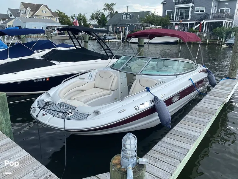 Slide: The Image of Crownline Boats 240 EX 2005 - 15698698