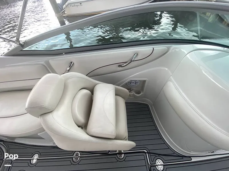 Slide: The Image of Crownline Boats 240 EX 2005 - 15698722