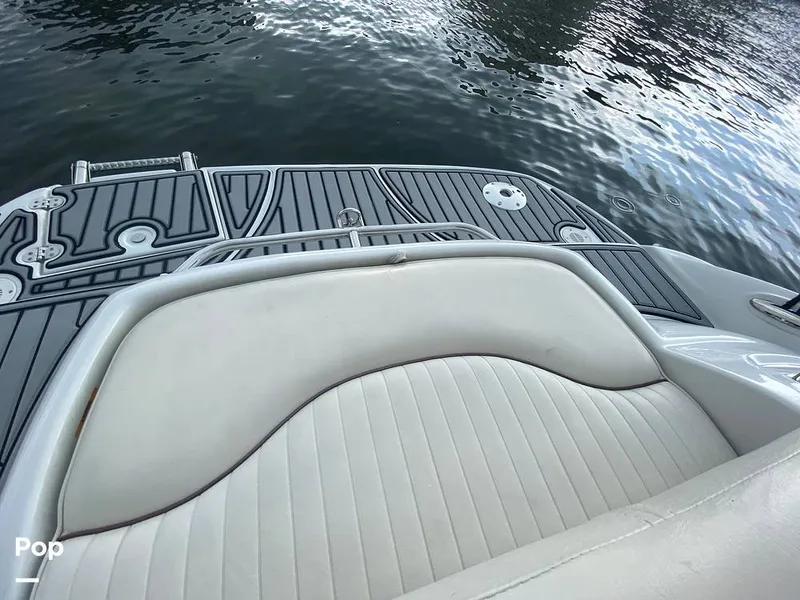 Slide: The Image of Crownline Boats 240 EX 2005 - 15698731