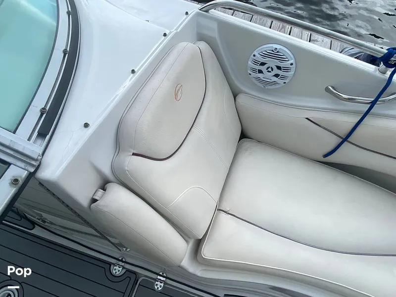 Slide: The Image of Crownline Boats 240 EX 2005 - 15698702