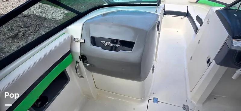 Slide: The Image of Chaparral 243 Vortex VRX 2016 - 15930128