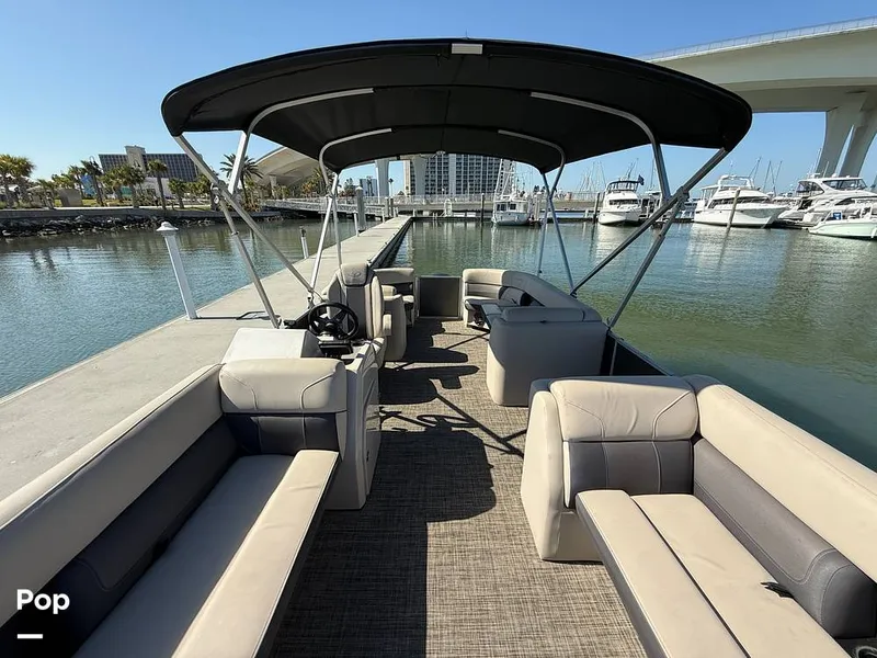 Slide: The Image of Bimini Top - 15369940