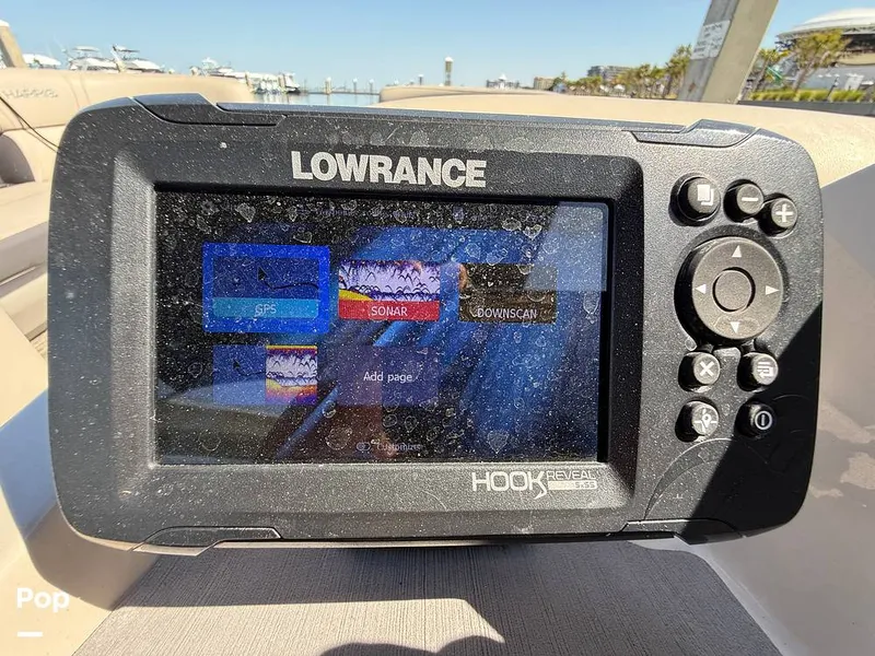 Slide: The Image of Lowrance Hook Reveal 5xss Display - 15369942