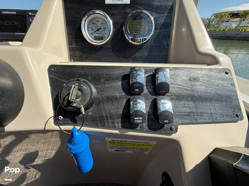 Slide: The Image of Harris 230CR 2023 - 15370016