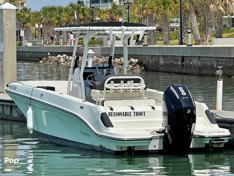 Slide: The Image of Attractive Two-tone Color Hull - 15287224