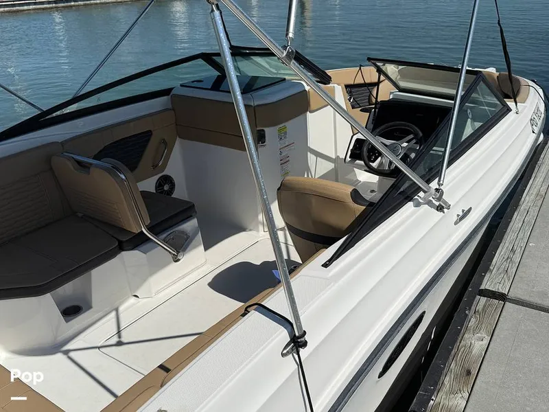 Slide: The Image of Sea Ray SPX 230 OB 2024 - 15370071