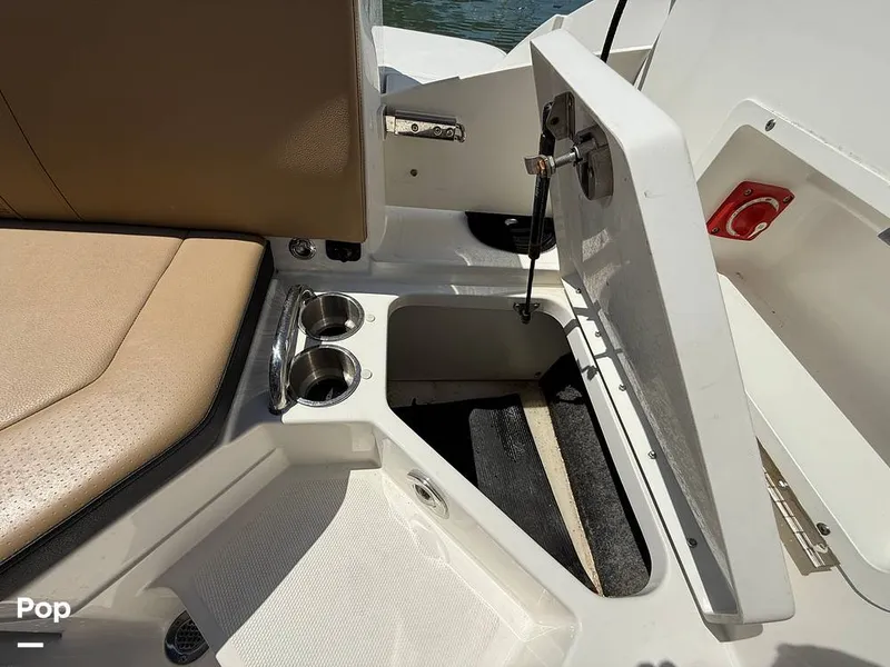 Slide: The Image of Sea Ray SPX 230 OB 2024 - 15370095