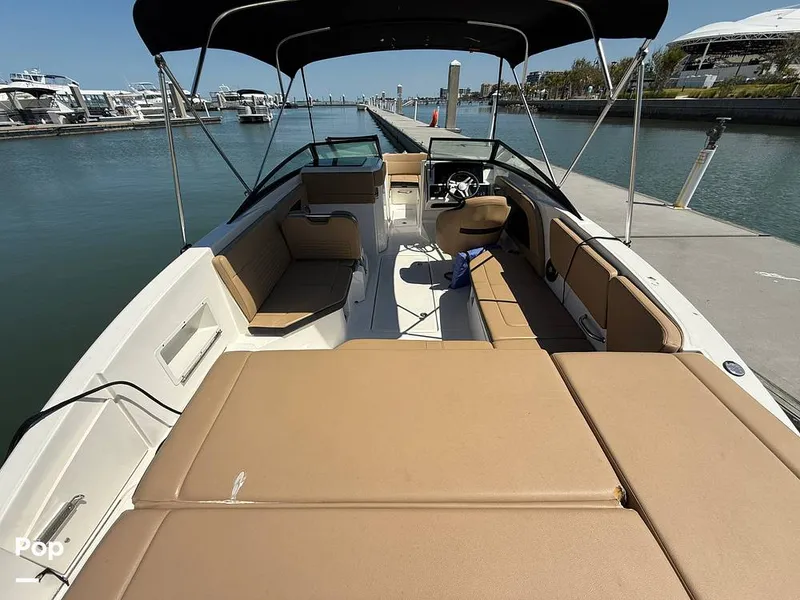 Slide: The Image of Aft Sun Pad With Storage - 15370053