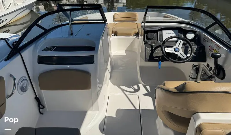 Slide: The Image of Bayliner VR6 OB 2023 - 15288046