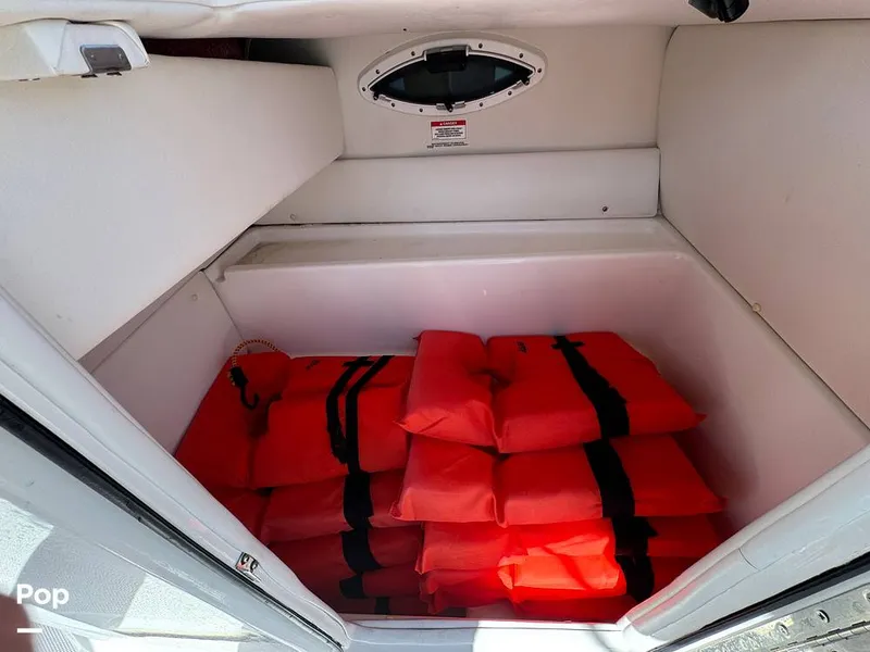 Slide: The Image of Bayliner VR6 OB 2023 - 15288195