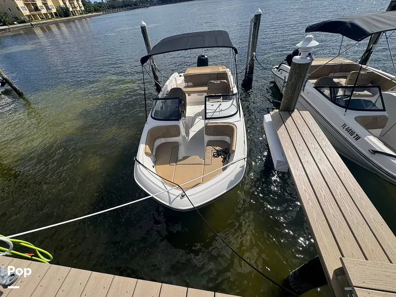 Slide: The Image of Bayliner VR6 OB 2023 - 16840402